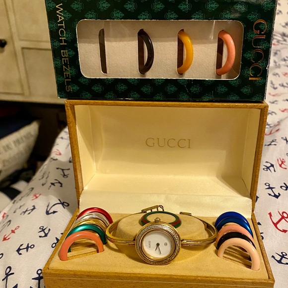 Gucci Accessories - Authentic Vintage Gucci Bezel Watch 1100-L
